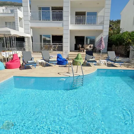 South Star Villas * קלקן